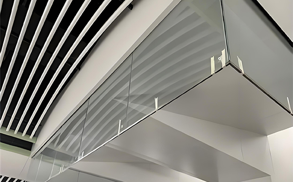 平罗玻璃挡烟垂壁